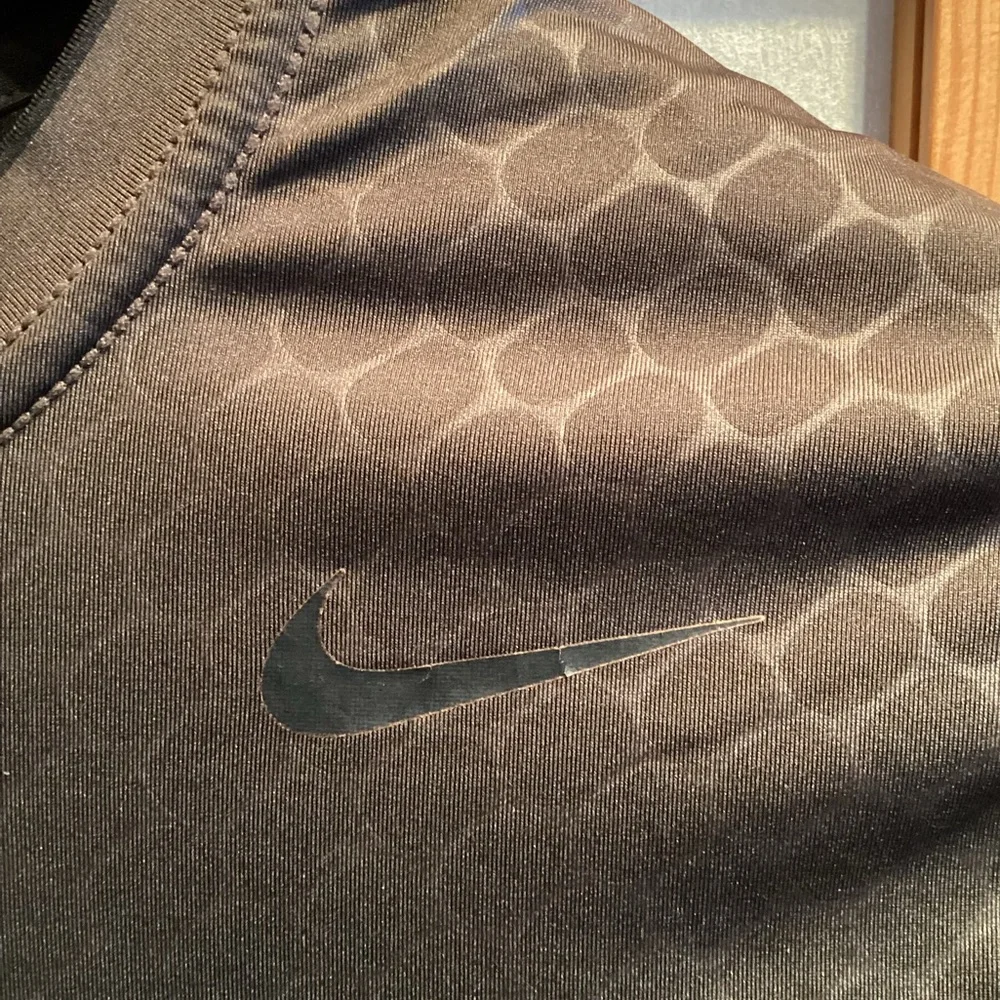 Vintage Nike Pro Combat Dri-FIT Fitted Shirt 434848-261 Men's Size Medium
